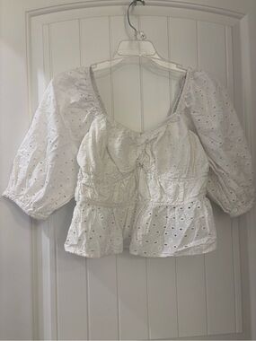 a new day White Eyelet Puff Sleeve Peplum Blouse medium